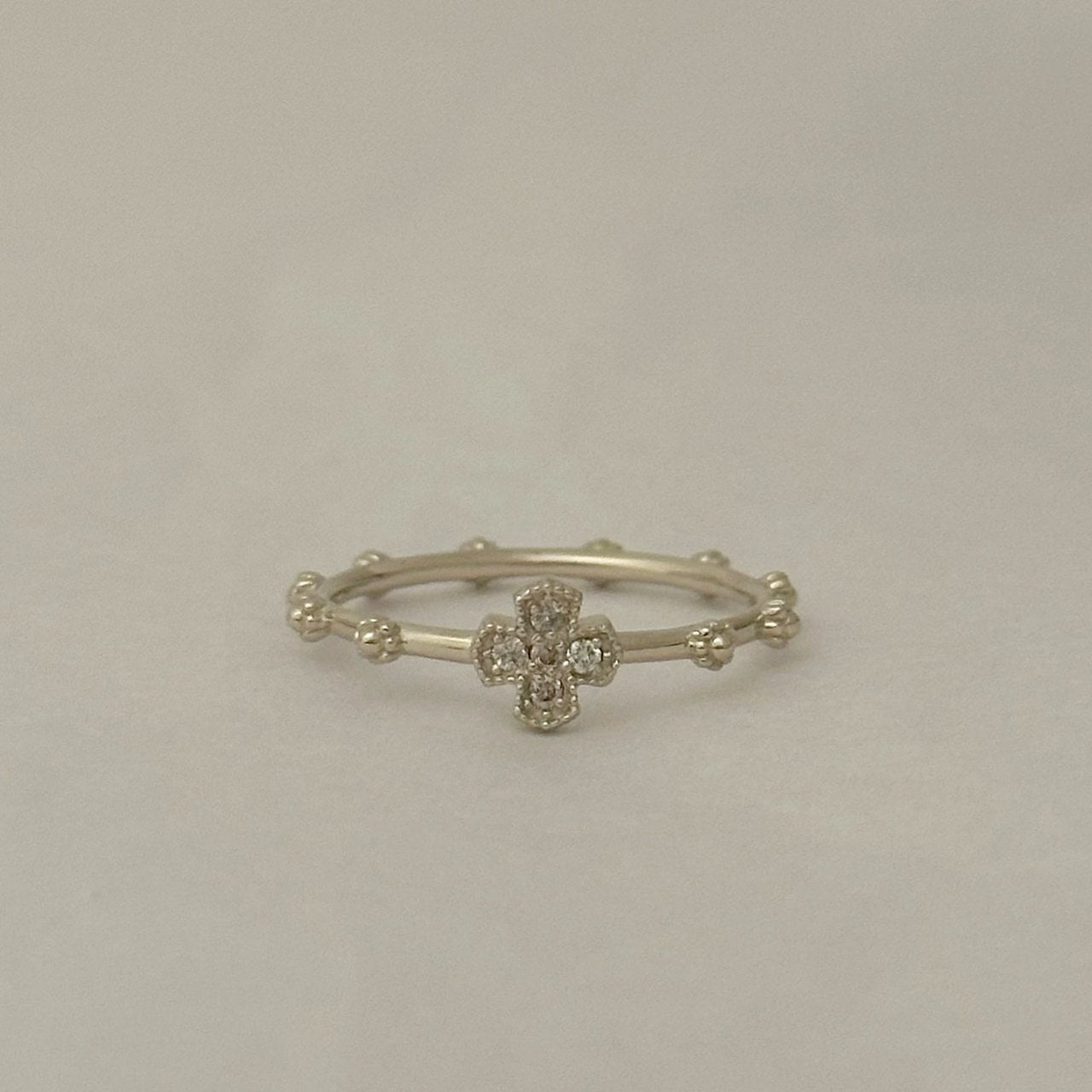 14K 무도금 십자가 묵주반지 1.35g — 열 개의 작은 구슬과 다섯 알의 십자가 상세 8