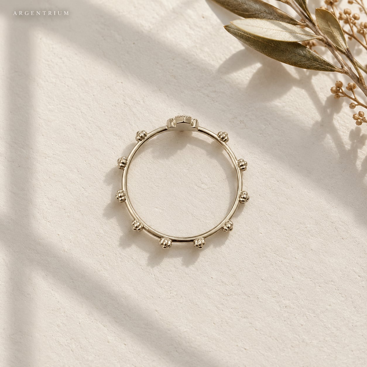 14K 무도금 십자가 묵주반지 1.35g — 열 개의 작은 구슬과 다섯 알의 십자가 상세 2